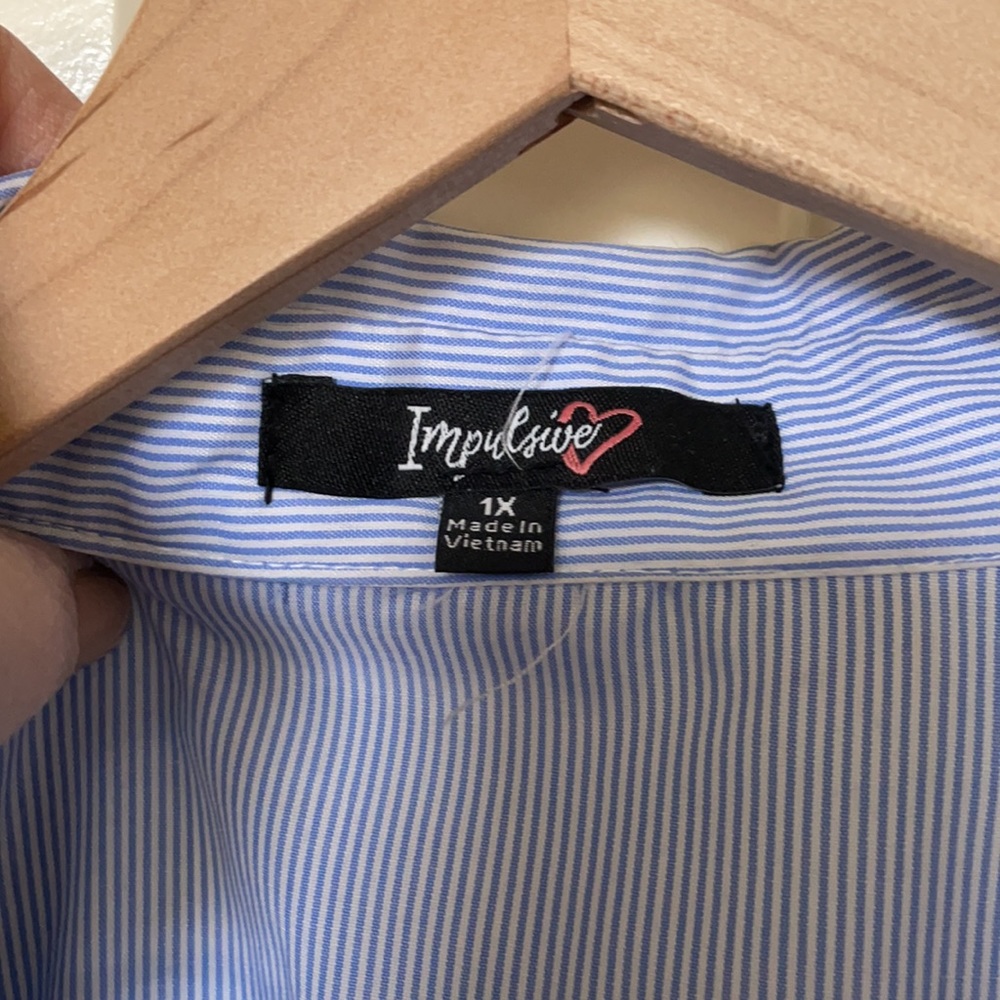 Men’s Shirt-Style Dress—Adorable! - Picture 2 of 6